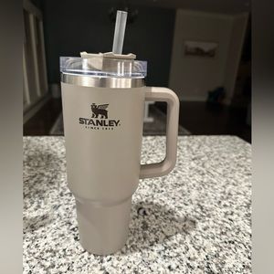 40oz Stanley cup